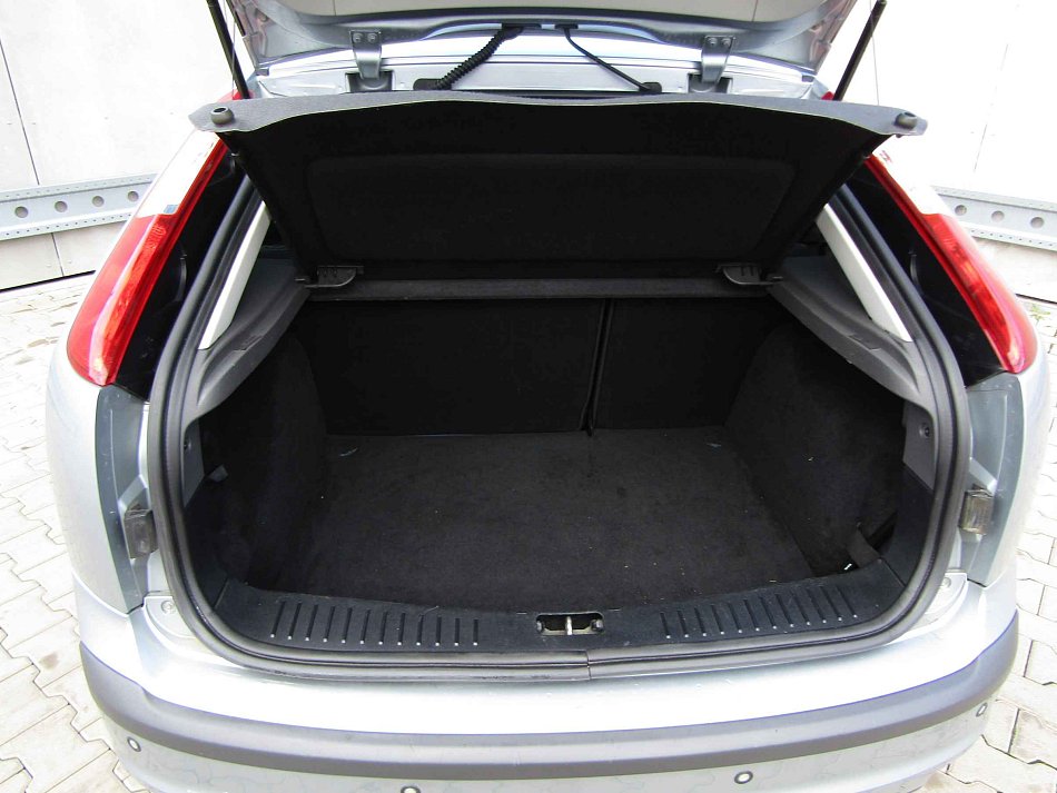 Ford Focus 1.6 Ti-VCT 
