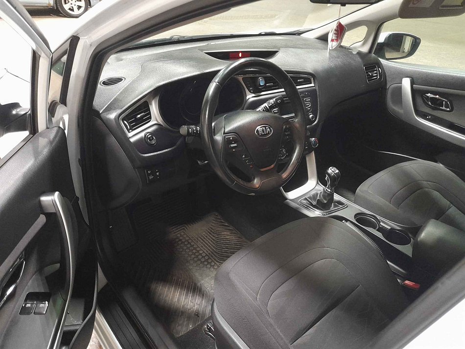 Kia Ceed 1.6 GDi 