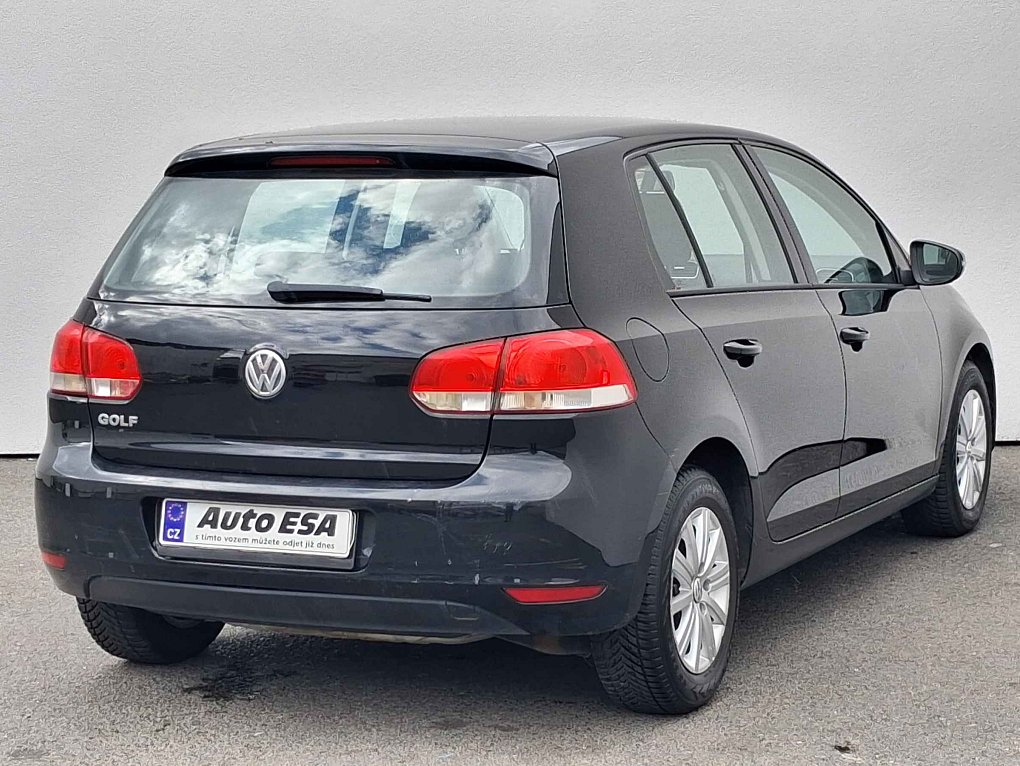 Volkswagen Golf 1.2TSI 