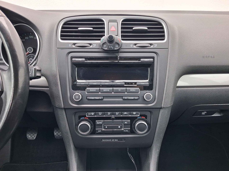 Volkswagen Golf 1.2TSI 