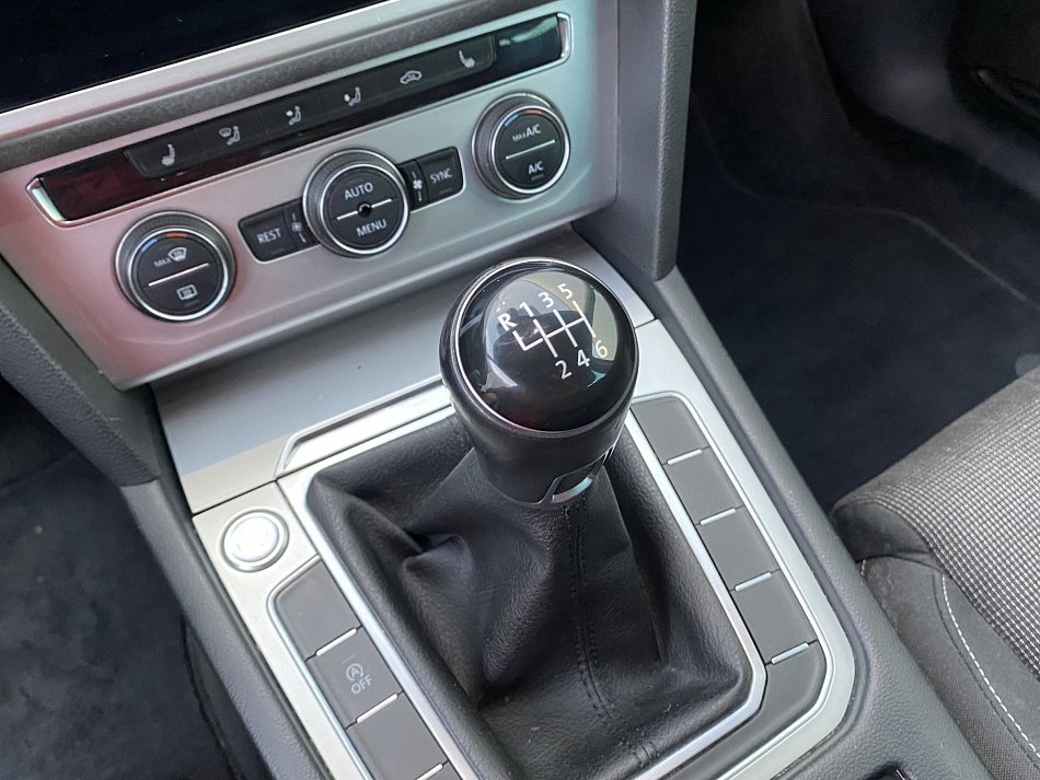 Volkswagen Passat 1.6 TDi Comfortline