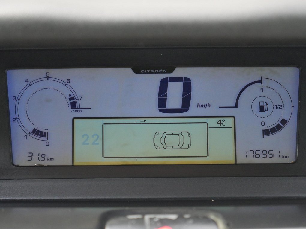 Citroën C4 Picasso 1.8i 