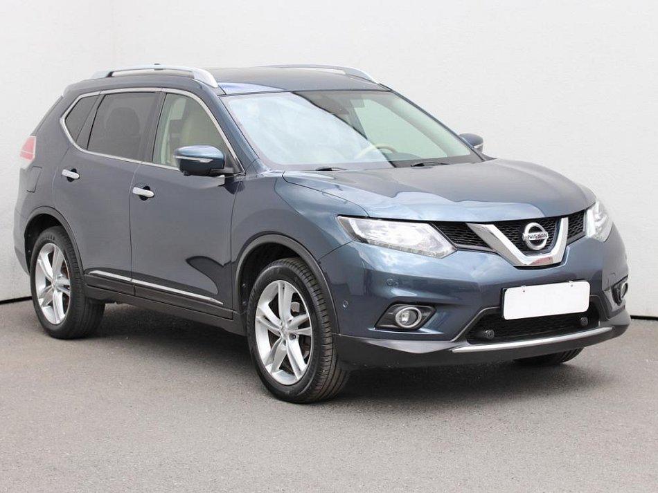 Nissan X-Trail 1.6 i Tekna