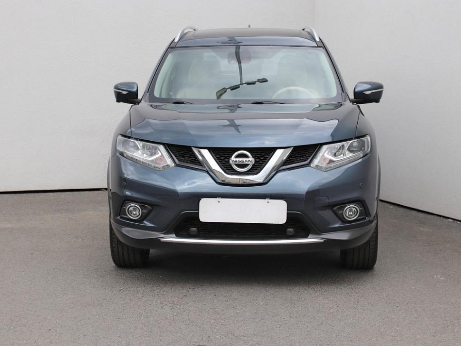 Nissan X-Trail 1.6 i Tekna