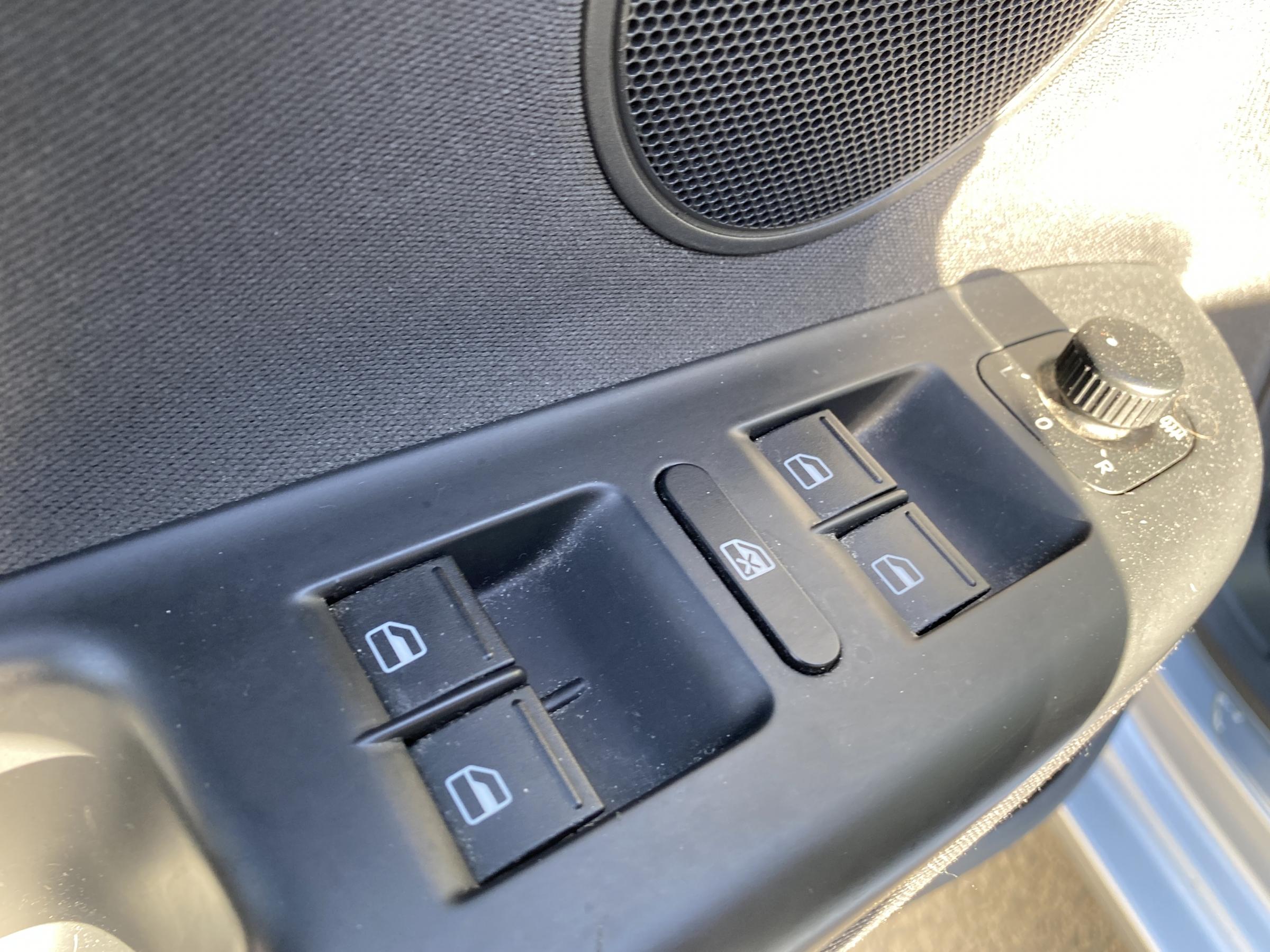 Volkswagen Golf Plus, 2013 - pohled č. 13