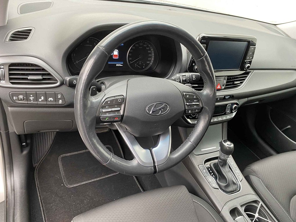 Hyundai I30 1.4 i 