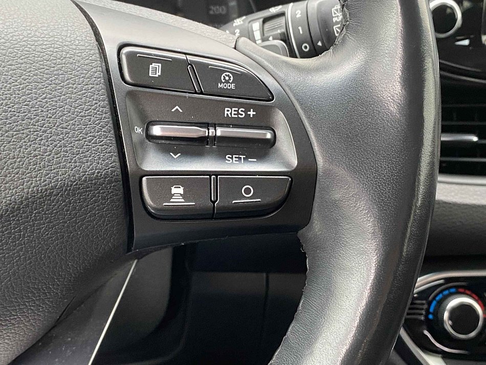 Hyundai I30 1.4 i 