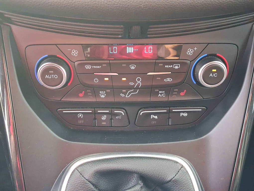 Ford Kuga 1.5i 
