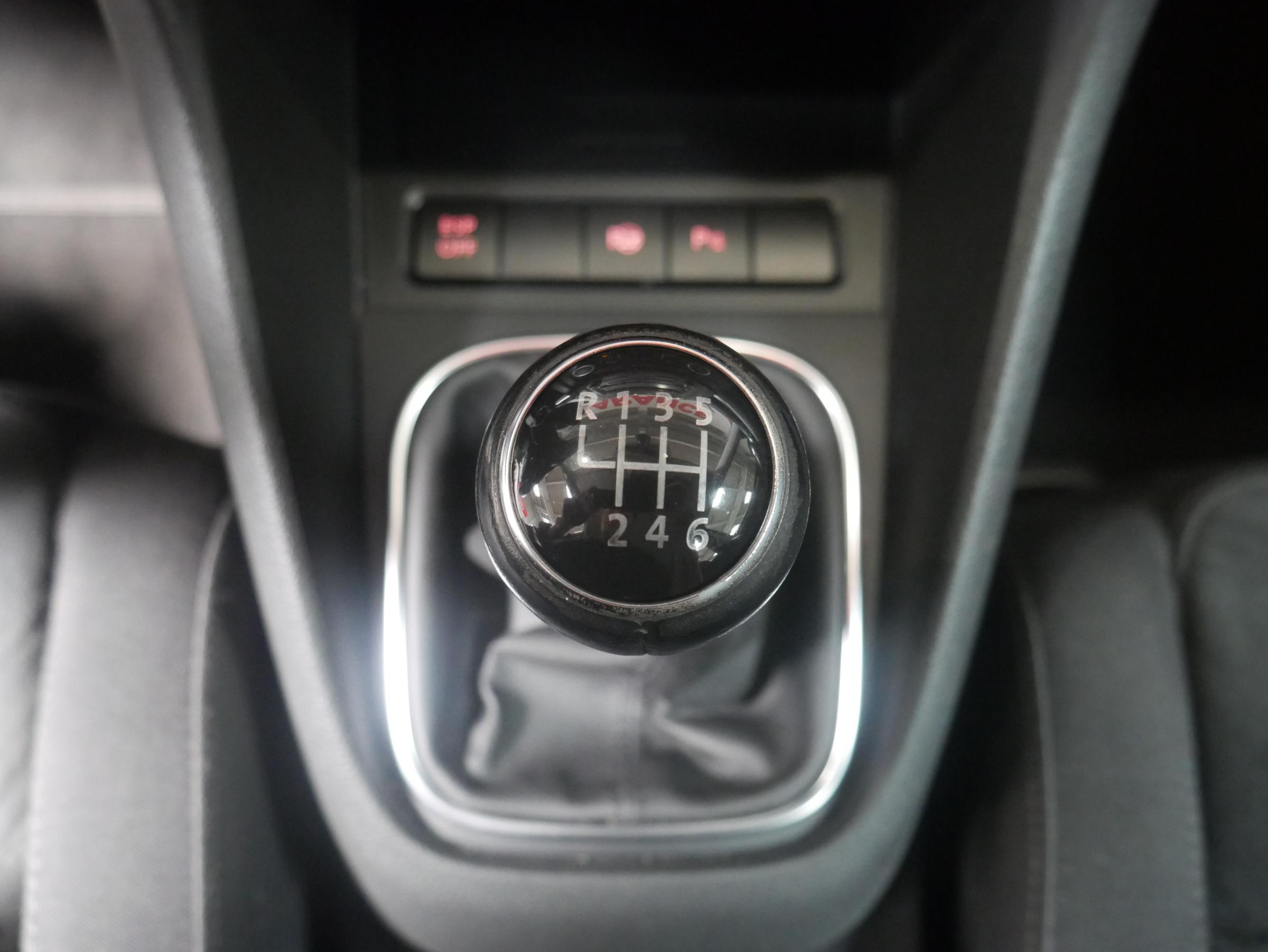 Volkswagen Golf, 2009 - pohled č. 19