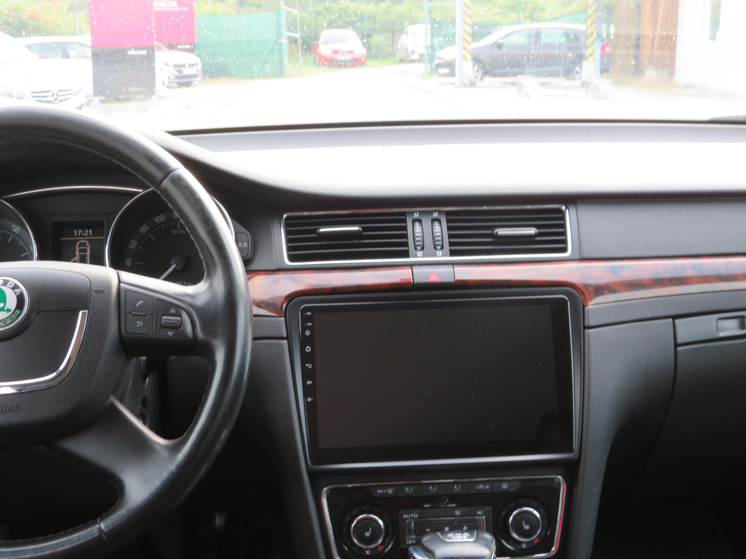 Škoda Superb II, 2011 - pohled č. 8