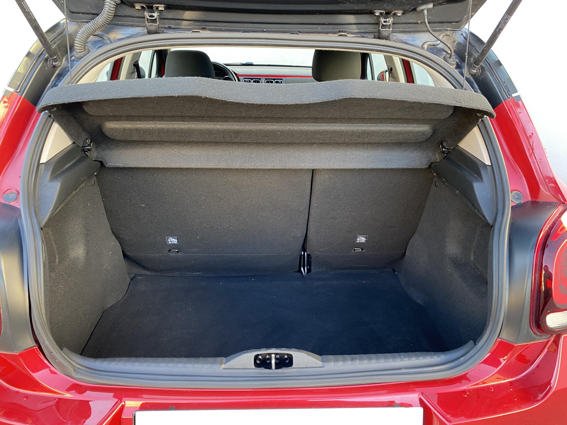 Citroën C3, 2019 - pohled č. 7