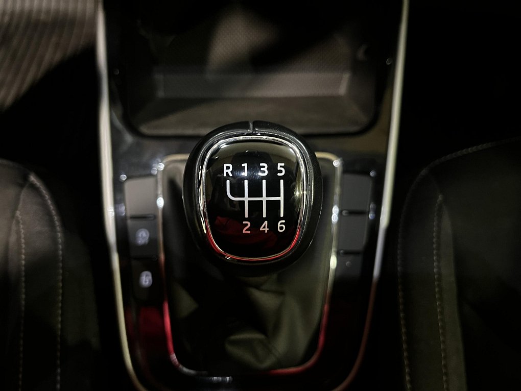 Škoda Fabia IV. 1.0i 