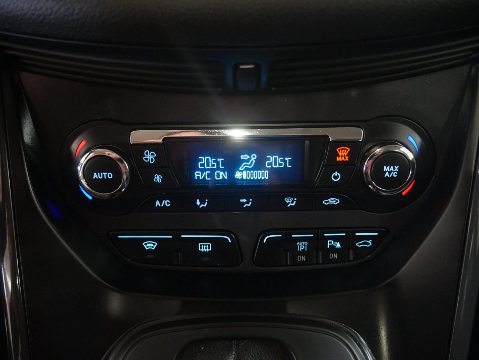 Ford Kuga 2.0 TDCi Titanium AWD