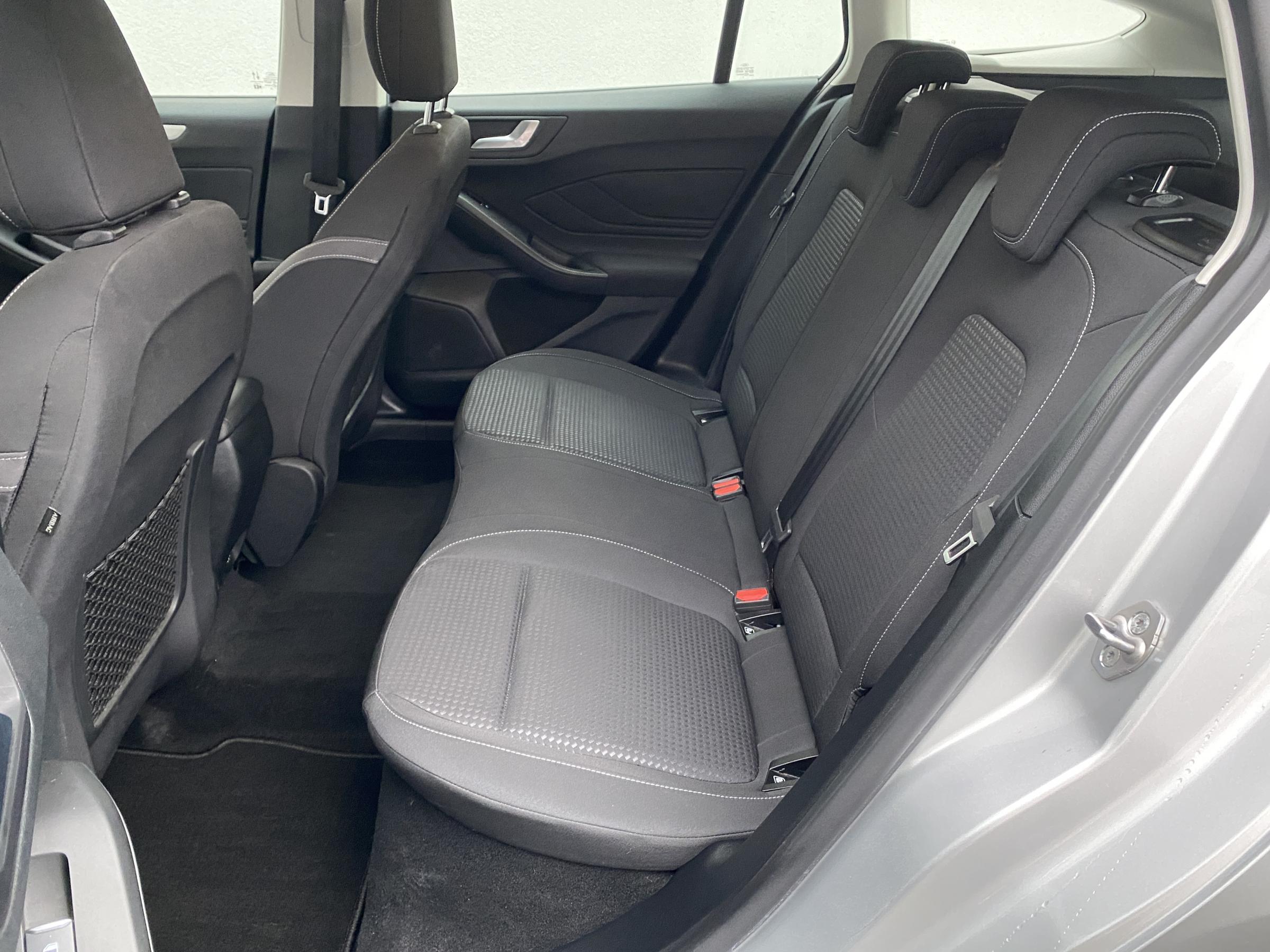 Ford Focus, 2021 - pohled č. 10