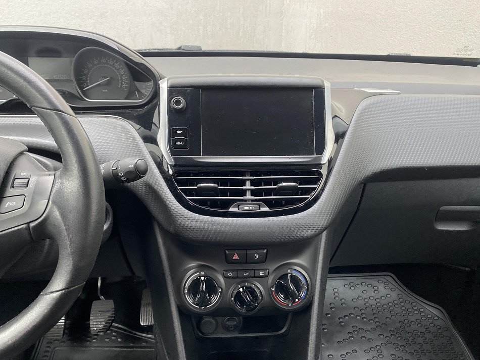 Peugeot 2008 1.2 PT Active