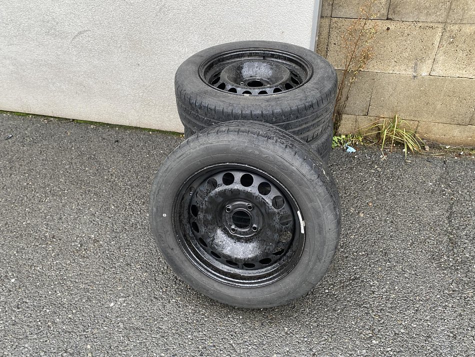 Peugeot 2008 1.2 PT Active