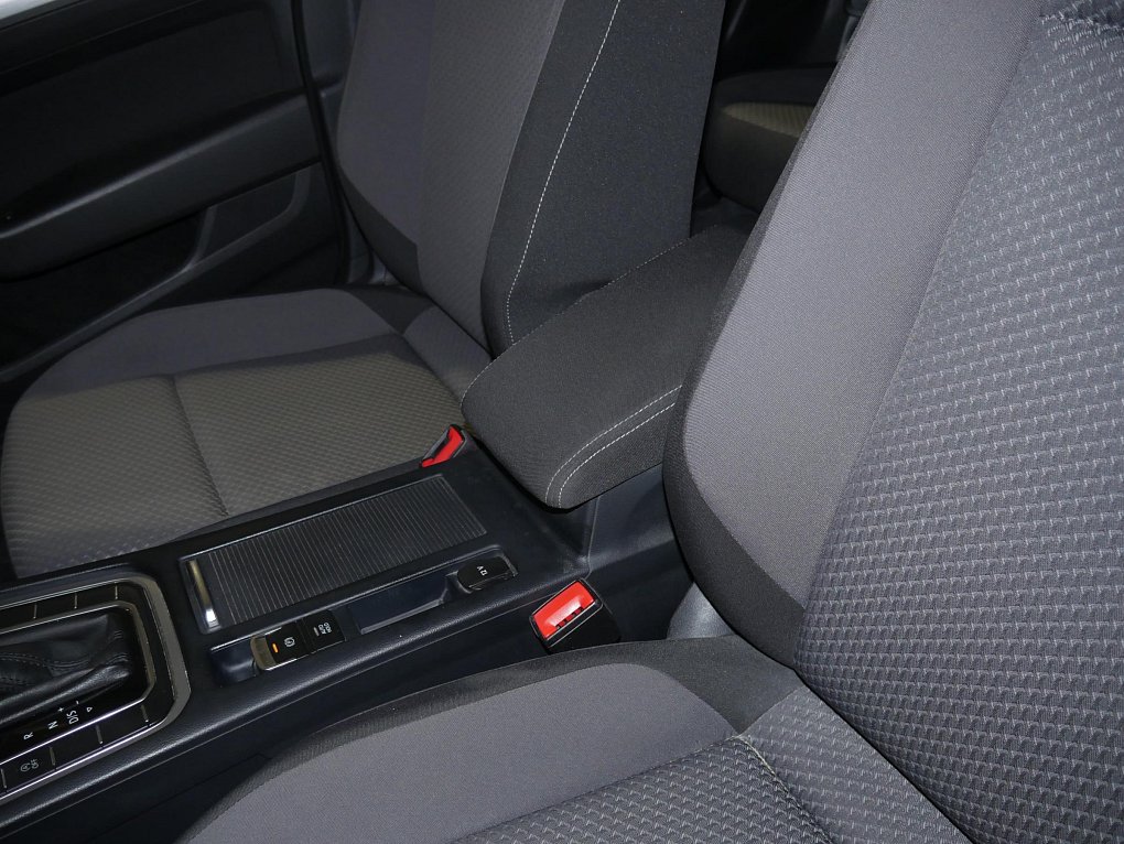 Volkswagen Passat 2.0 TDi Trendline