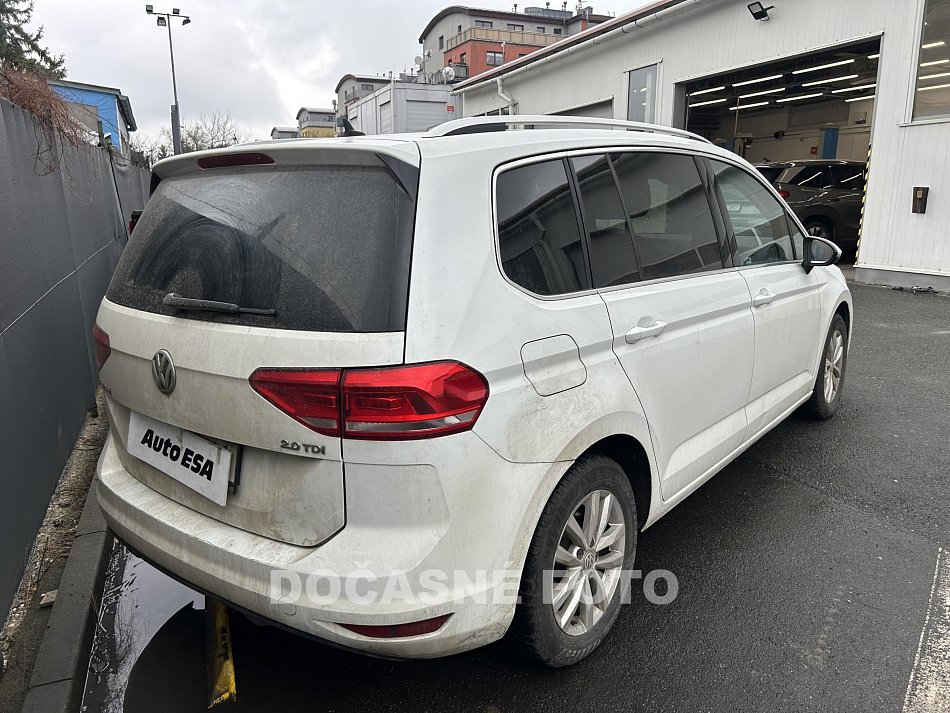 Volkswagen Touran 2.0TDi  7míst