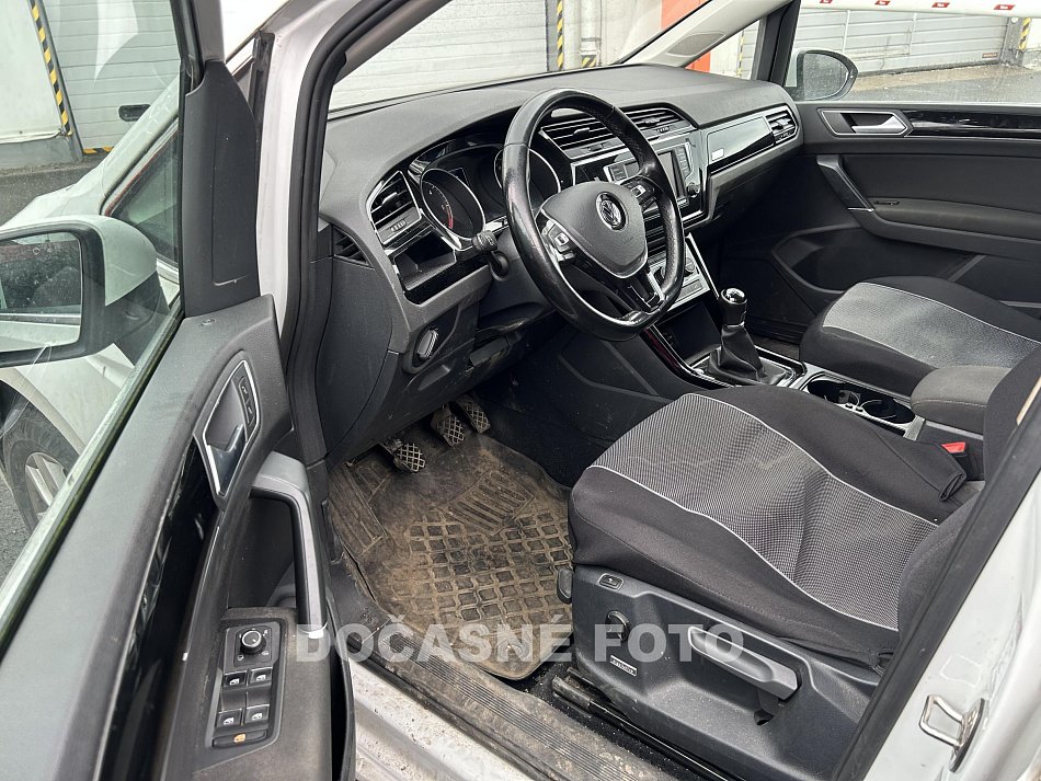 Volkswagen Touran 2.0TDi  7míst