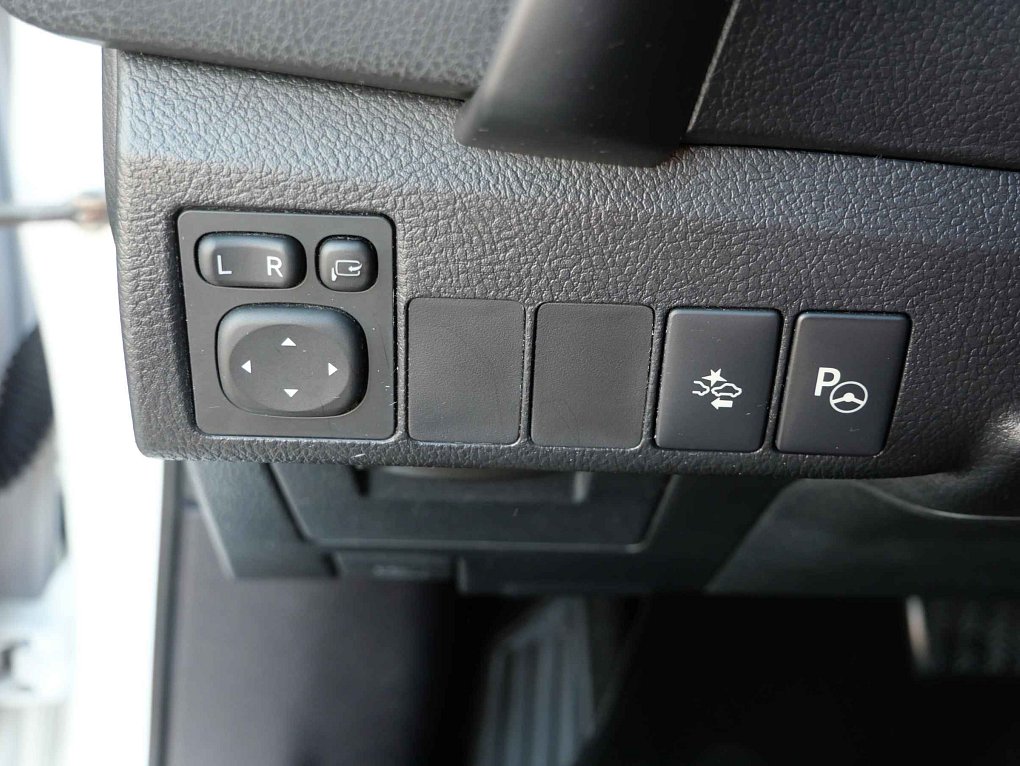 Toyota Auris 1.8 i 