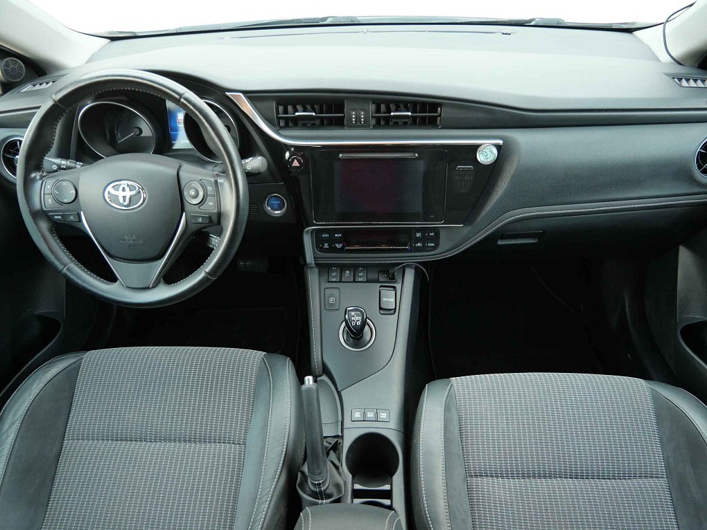 Toyota Auris 1.8 i 