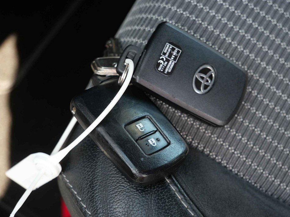 Toyota Auris 1.8 i 