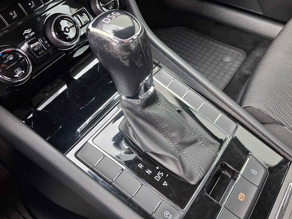 Škoda Superb III 2.0 TDi Ambition