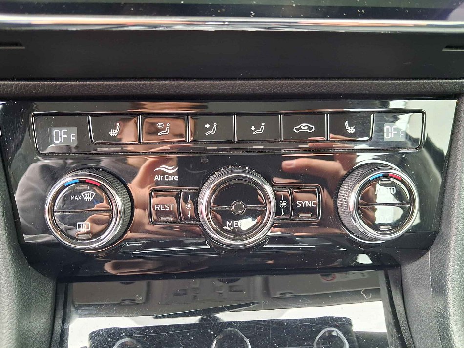 Škoda Superb III 2.0 TDi Ambition