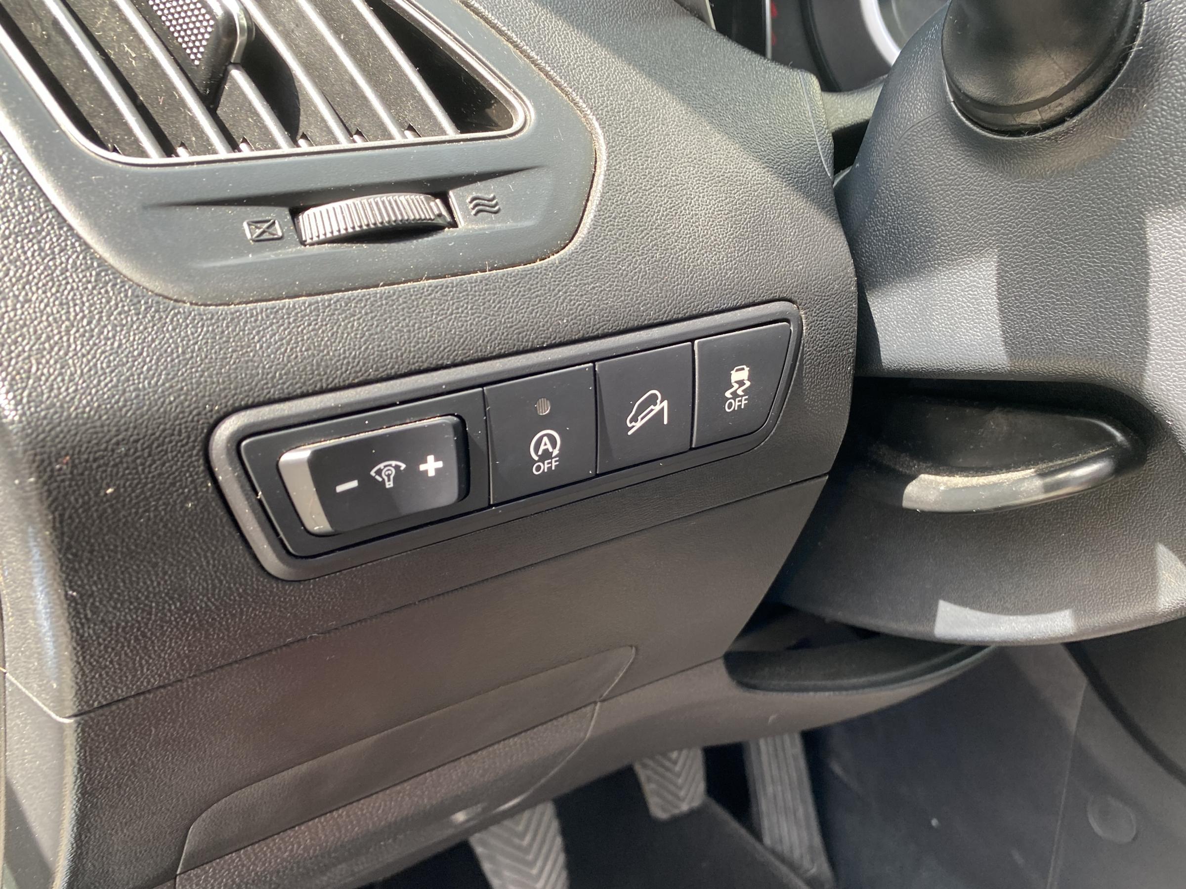 Hyundai ix35, 2014 - pohled č. 16