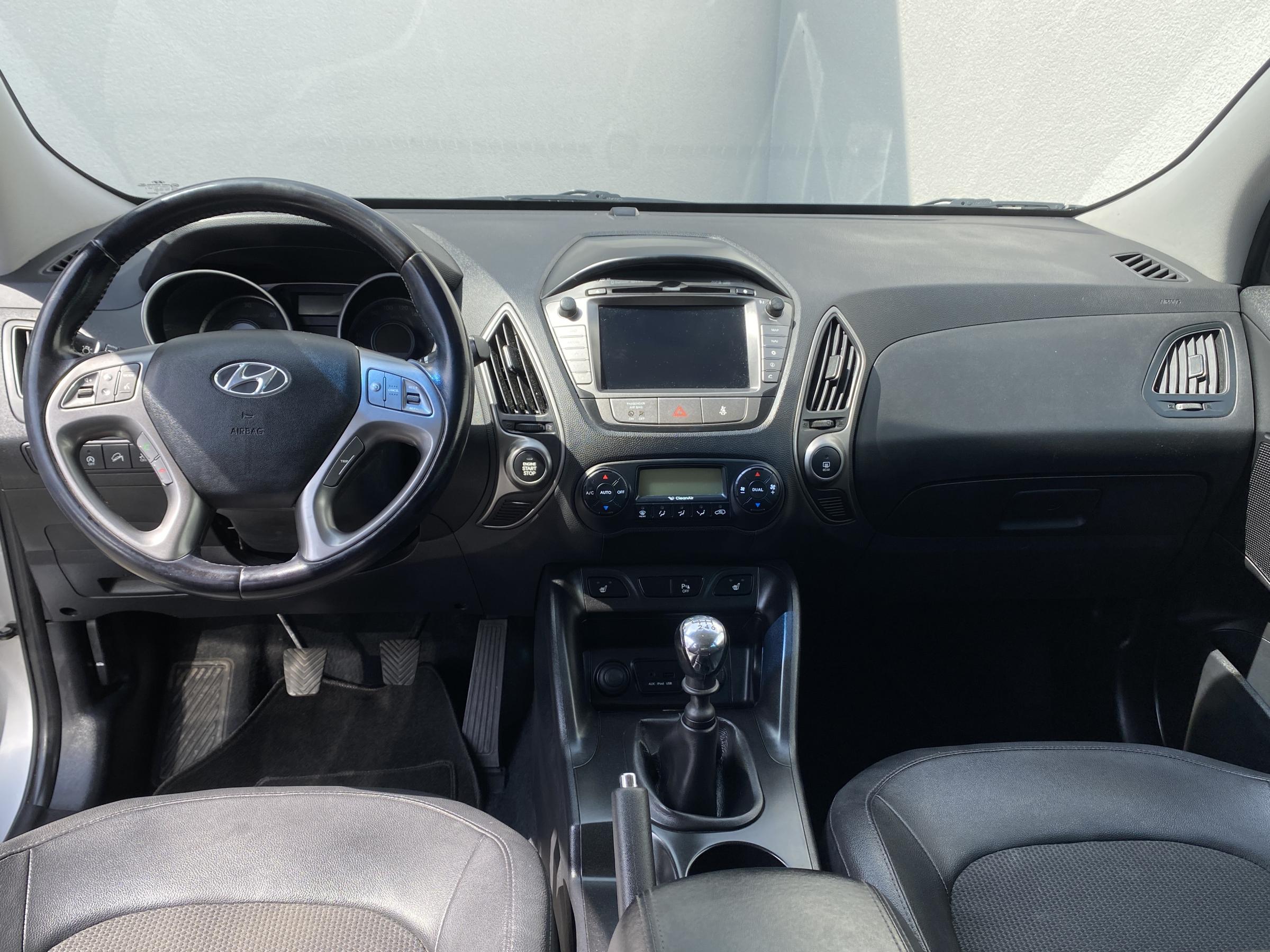 Hyundai ix35, 2014 - pohled č. 8
