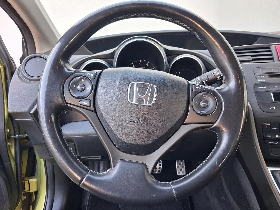 Honda Civic 1.8i 