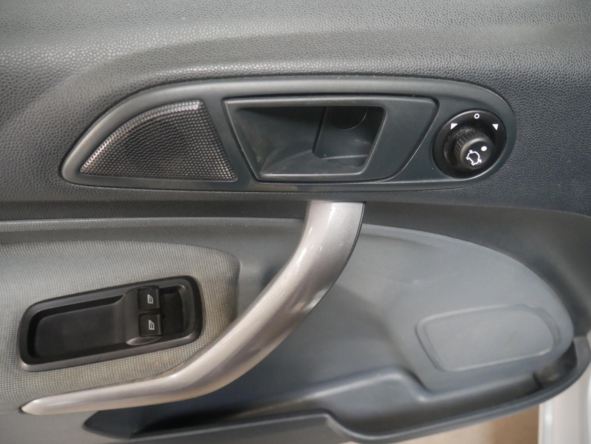 Ford Fiesta, 2011 - pohled č. 11