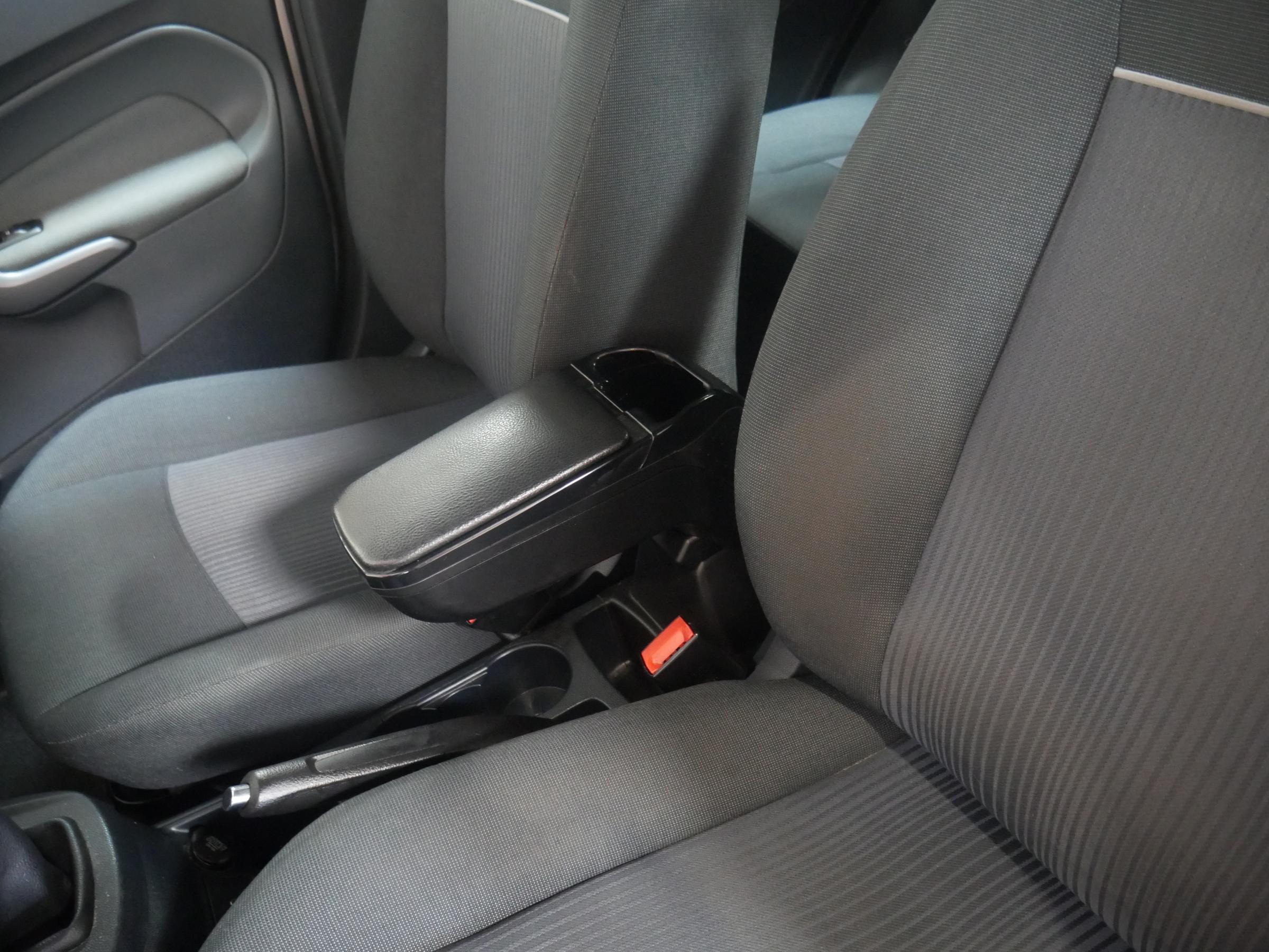 Ford Fiesta, 2011 - pohled č. 15