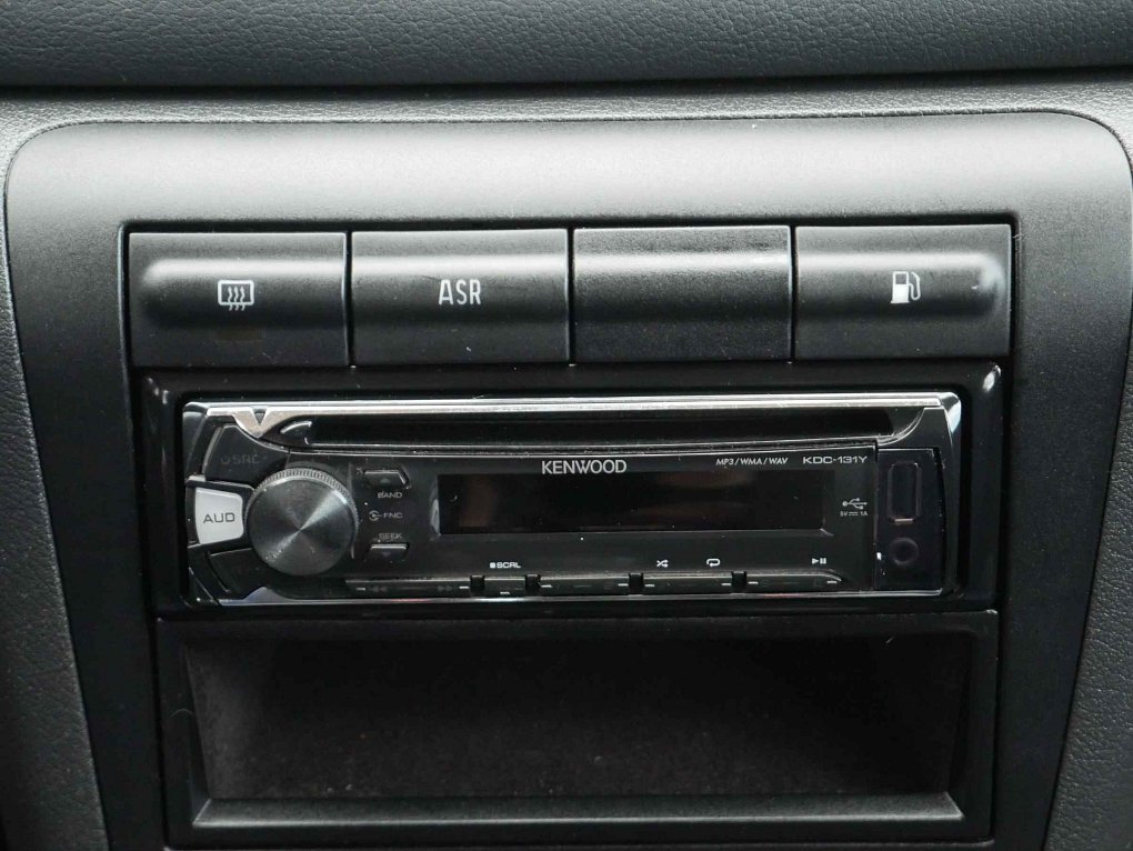 Škoda Octavia 1.6 i 