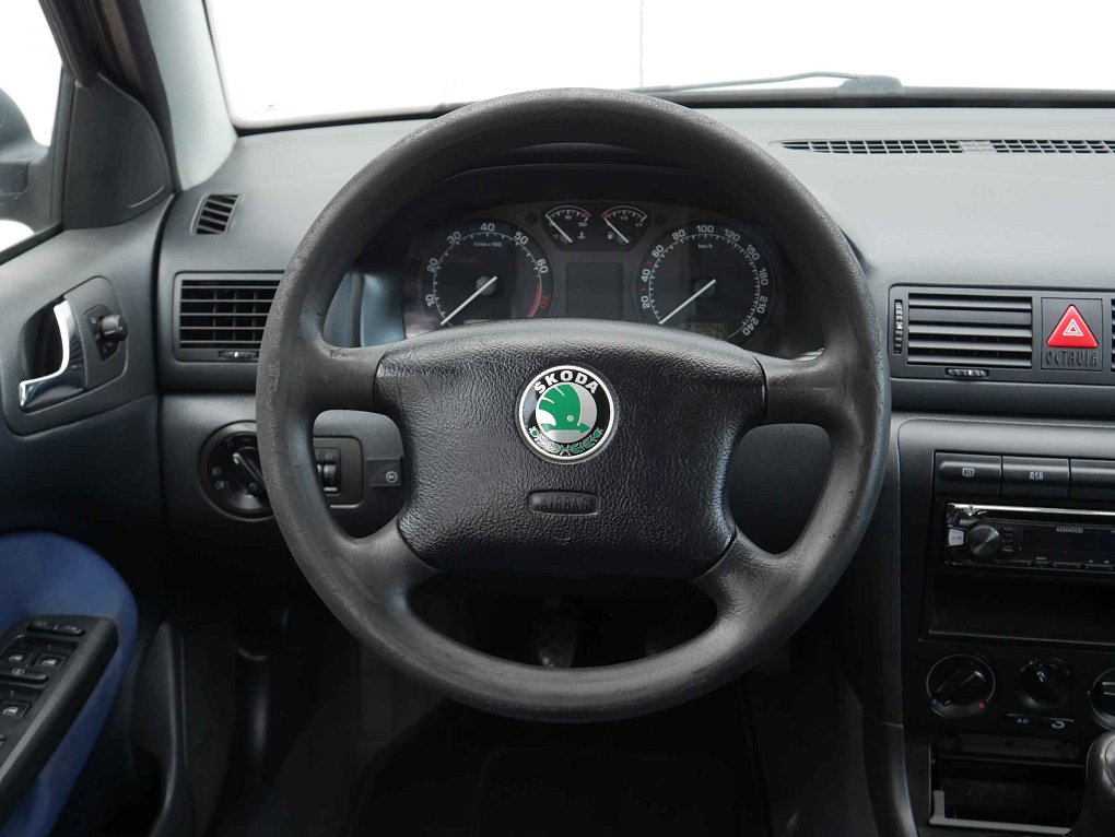 Škoda Octavia 1.6 i 