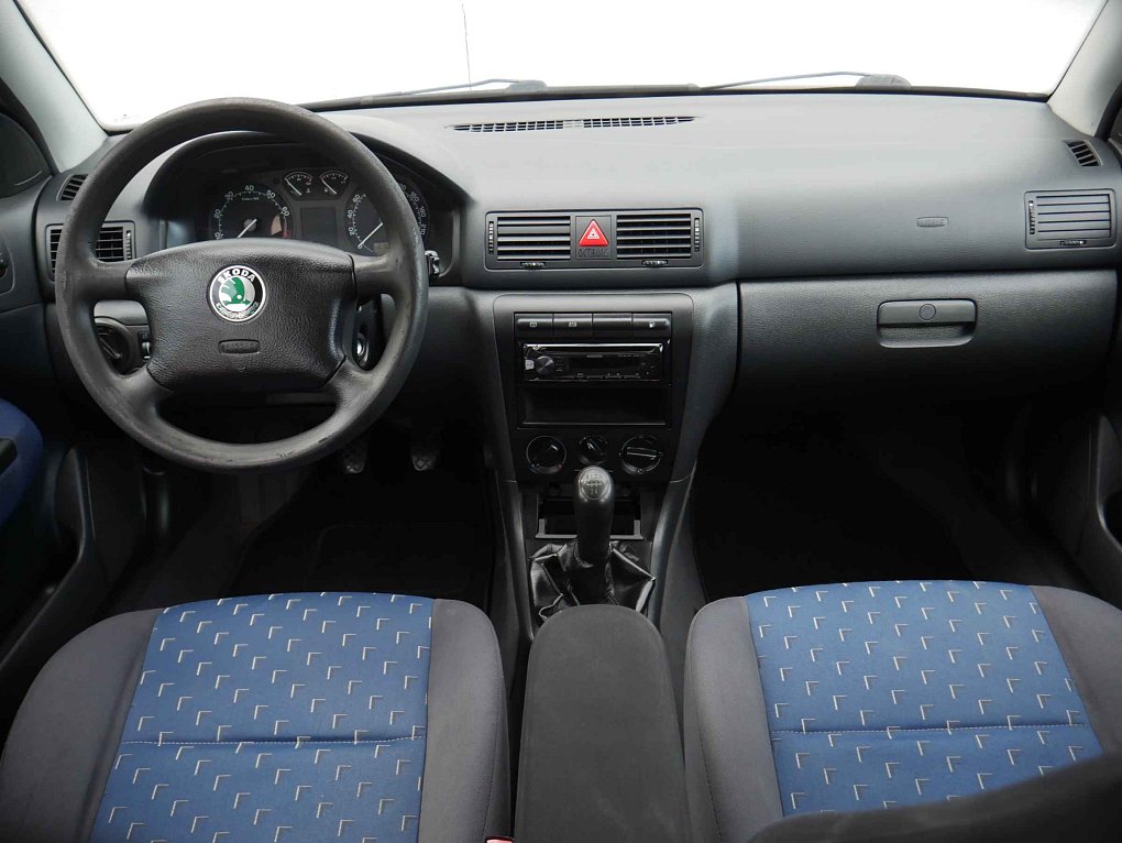 Škoda Octavia 1.6 i 