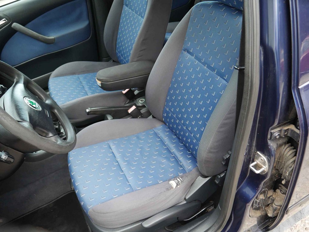 Škoda Octavia 1.6 i 