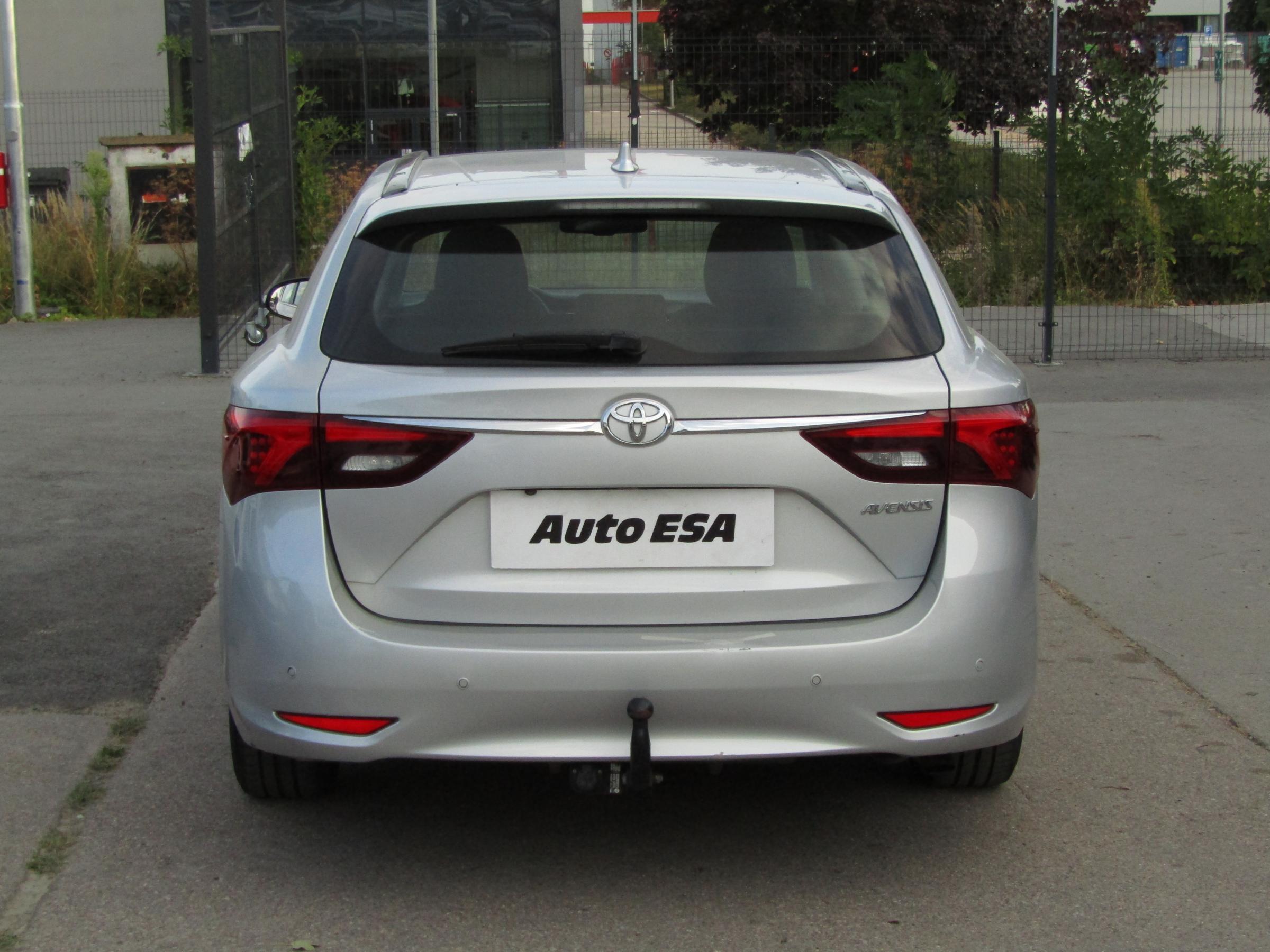 Toyota Avensis, 2016 - pohled č. 5