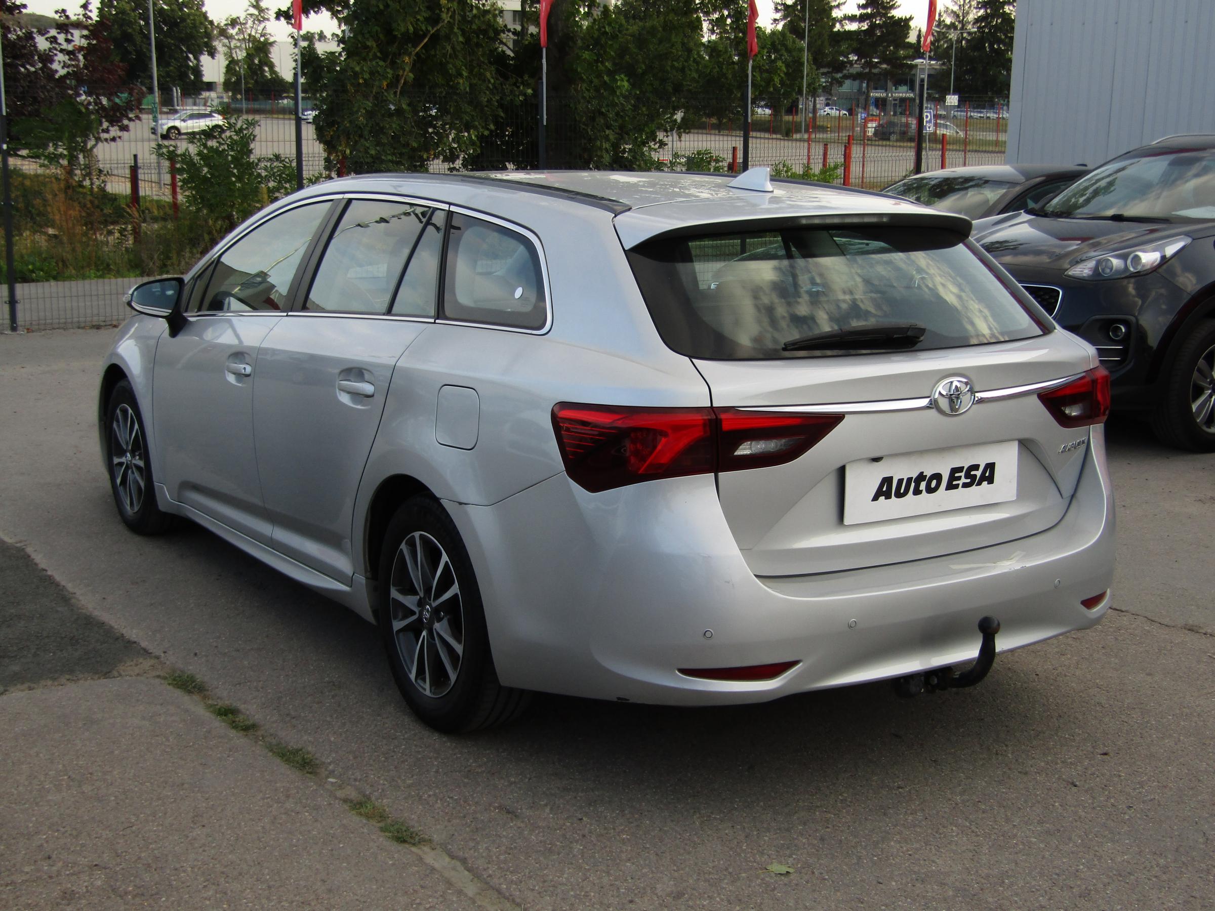 Toyota Avensis, 2016 - pohled č. 6