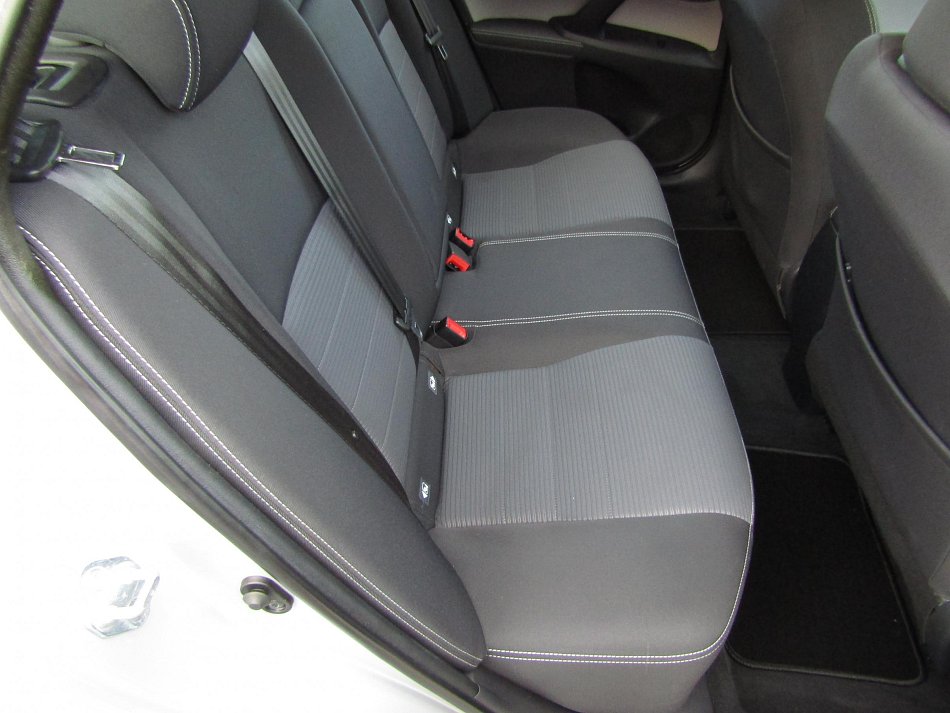 Toyota Avensis 1.6 D4-D 