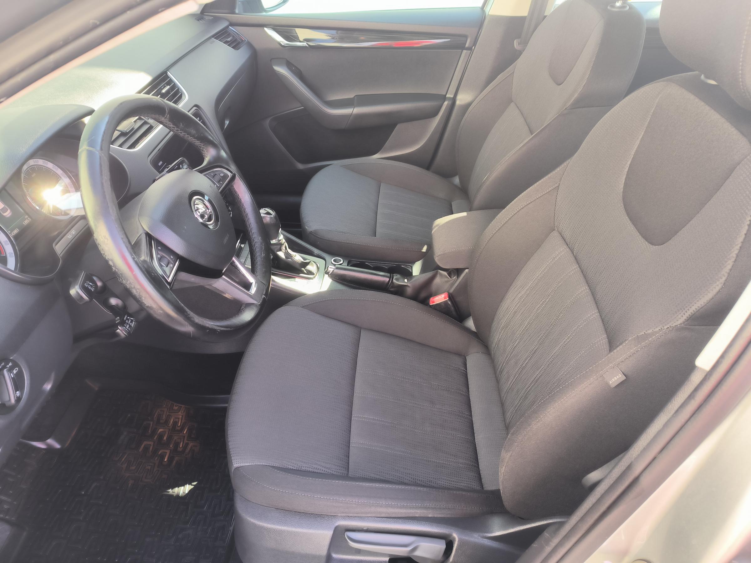 Škoda Octavia III, 2017 - pohled č. 10