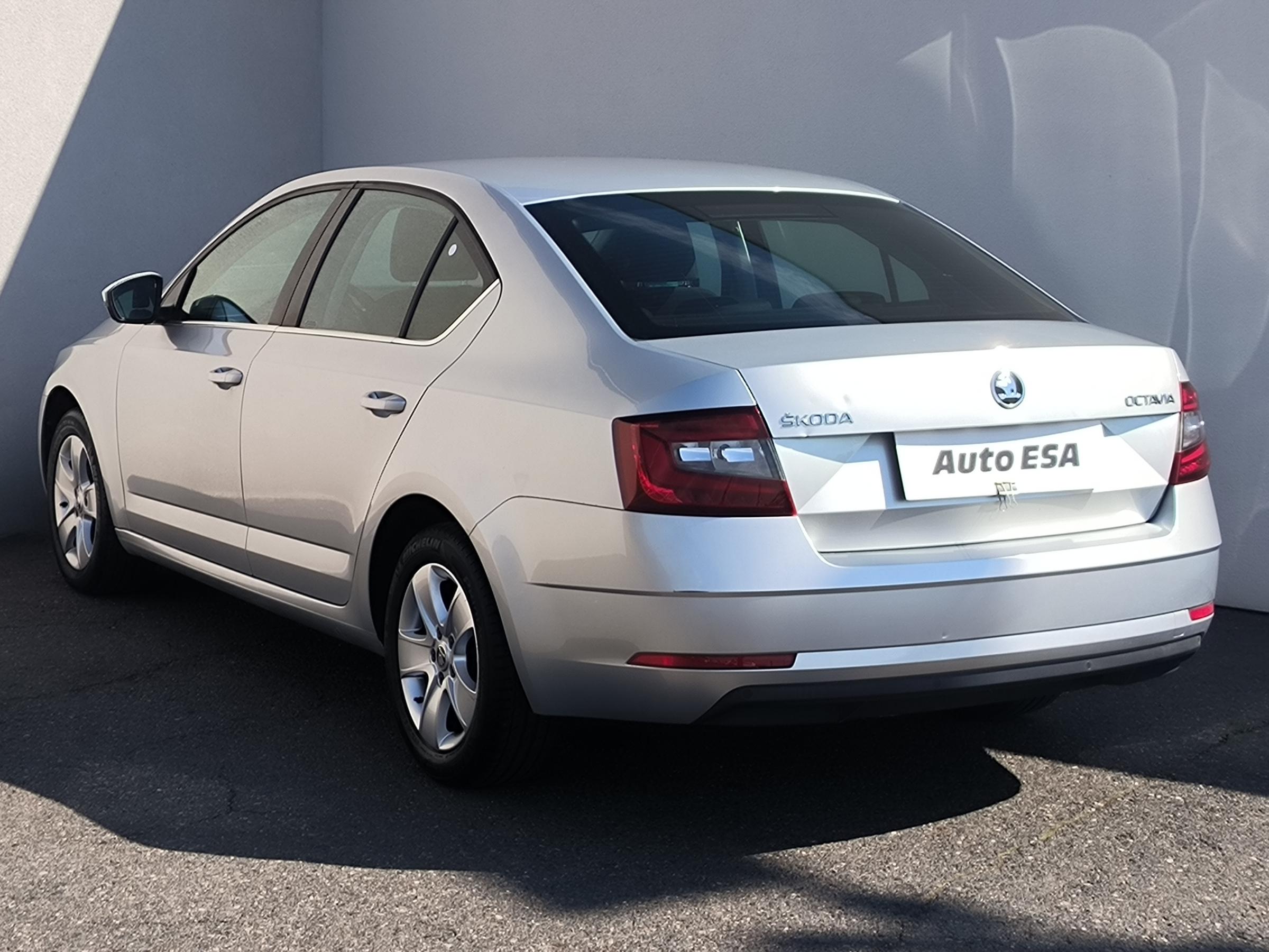 Škoda Octavia III, 2017 - pohled č. 6