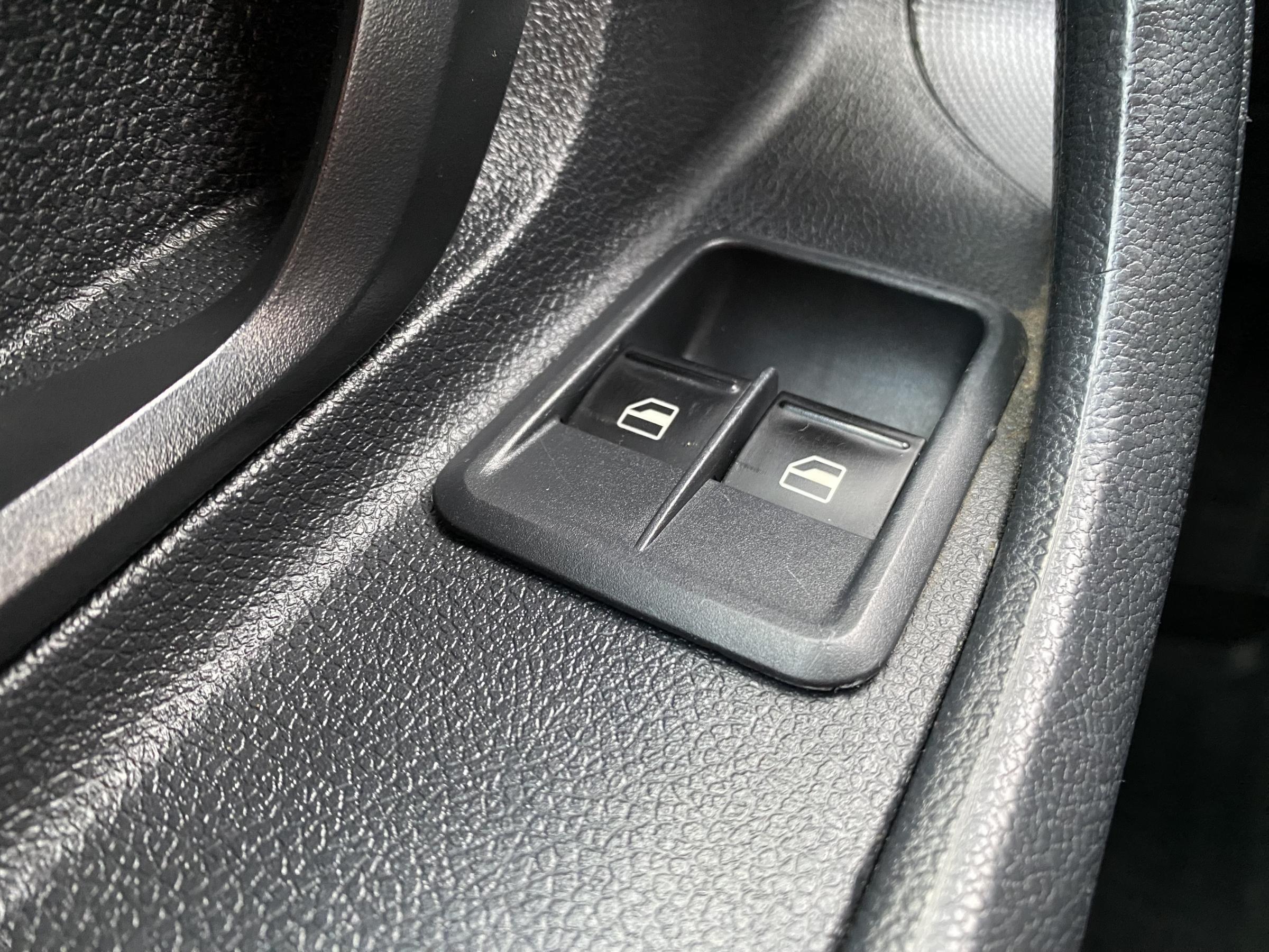 Škoda Fabia II, 2013 - pohled č. 12