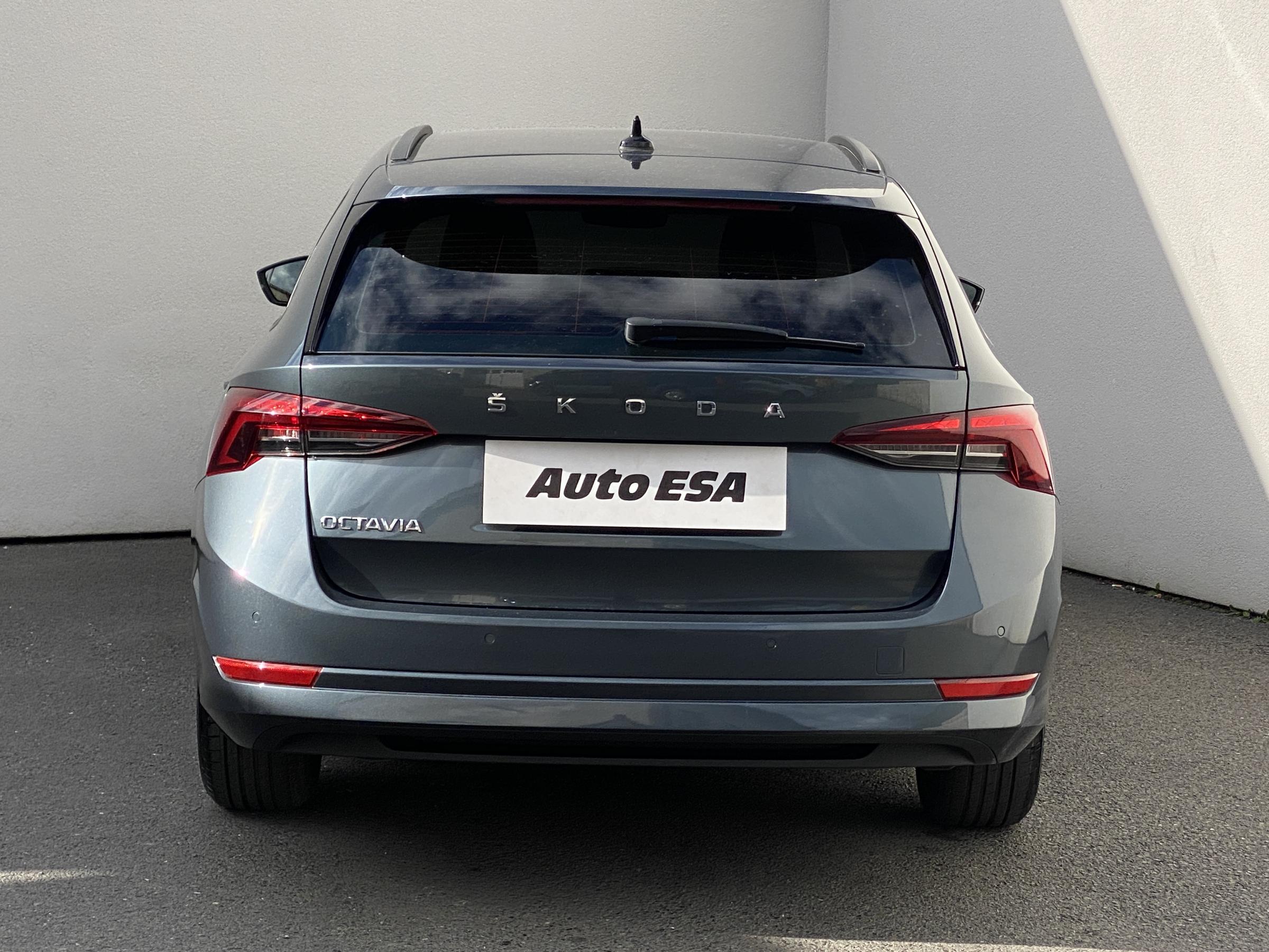 Škoda Octavia IV, 2021 - pohled č. 5