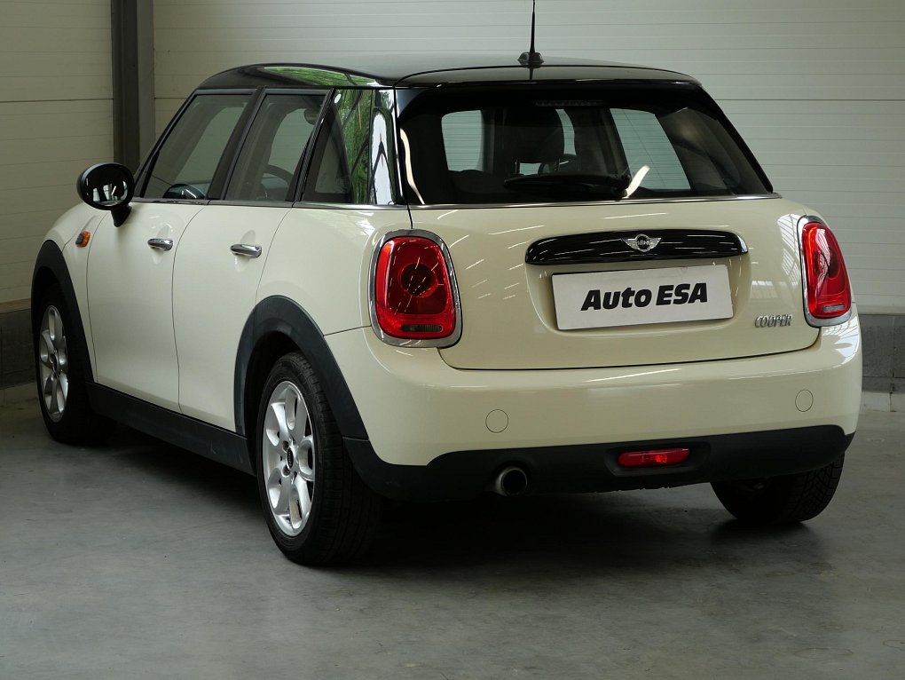Mini Cooper 1.5i 