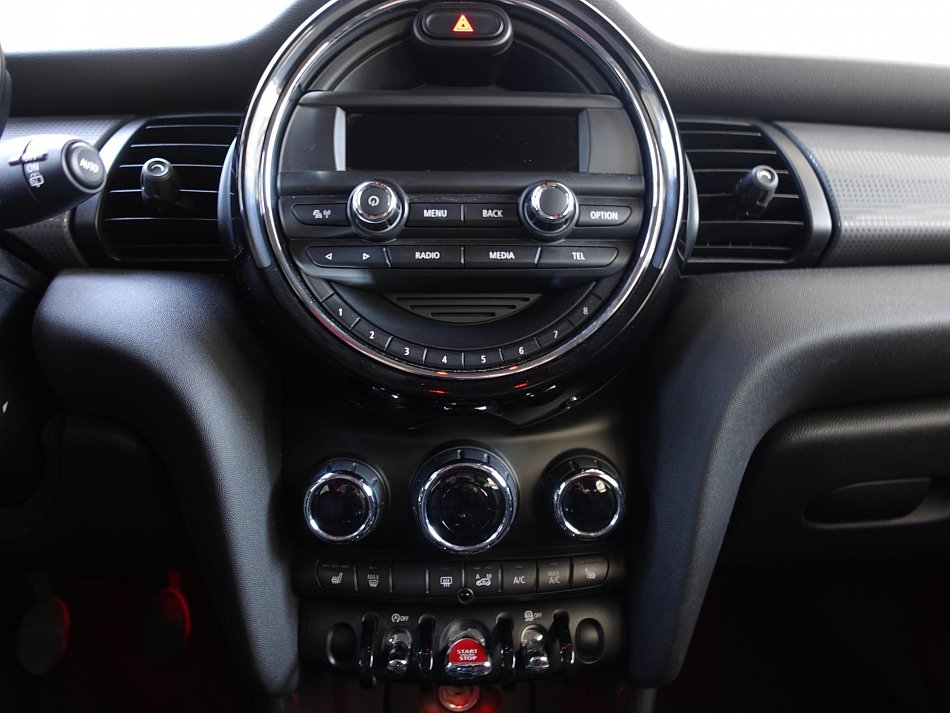Mini Cooper 1.5i 