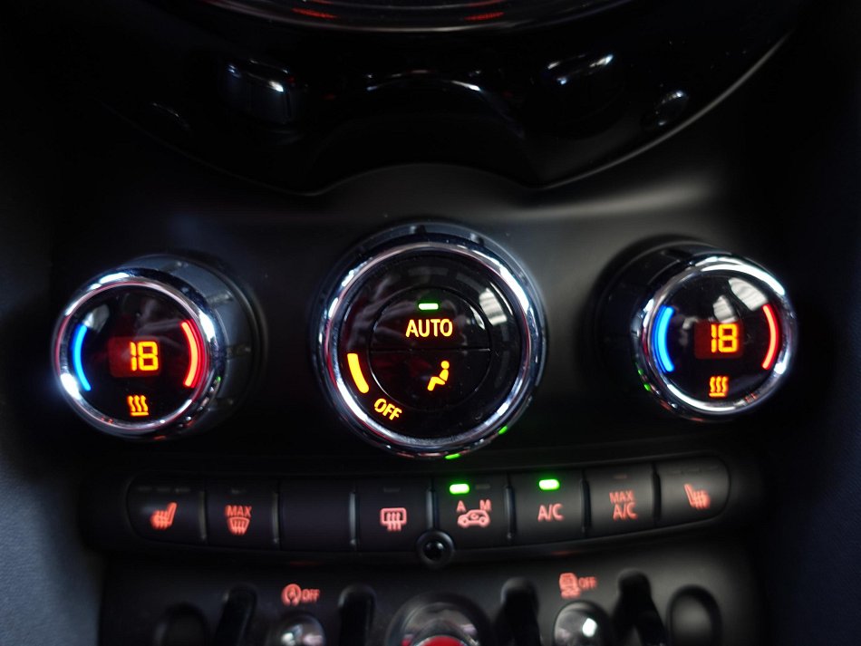Mini Cooper 1.5i 