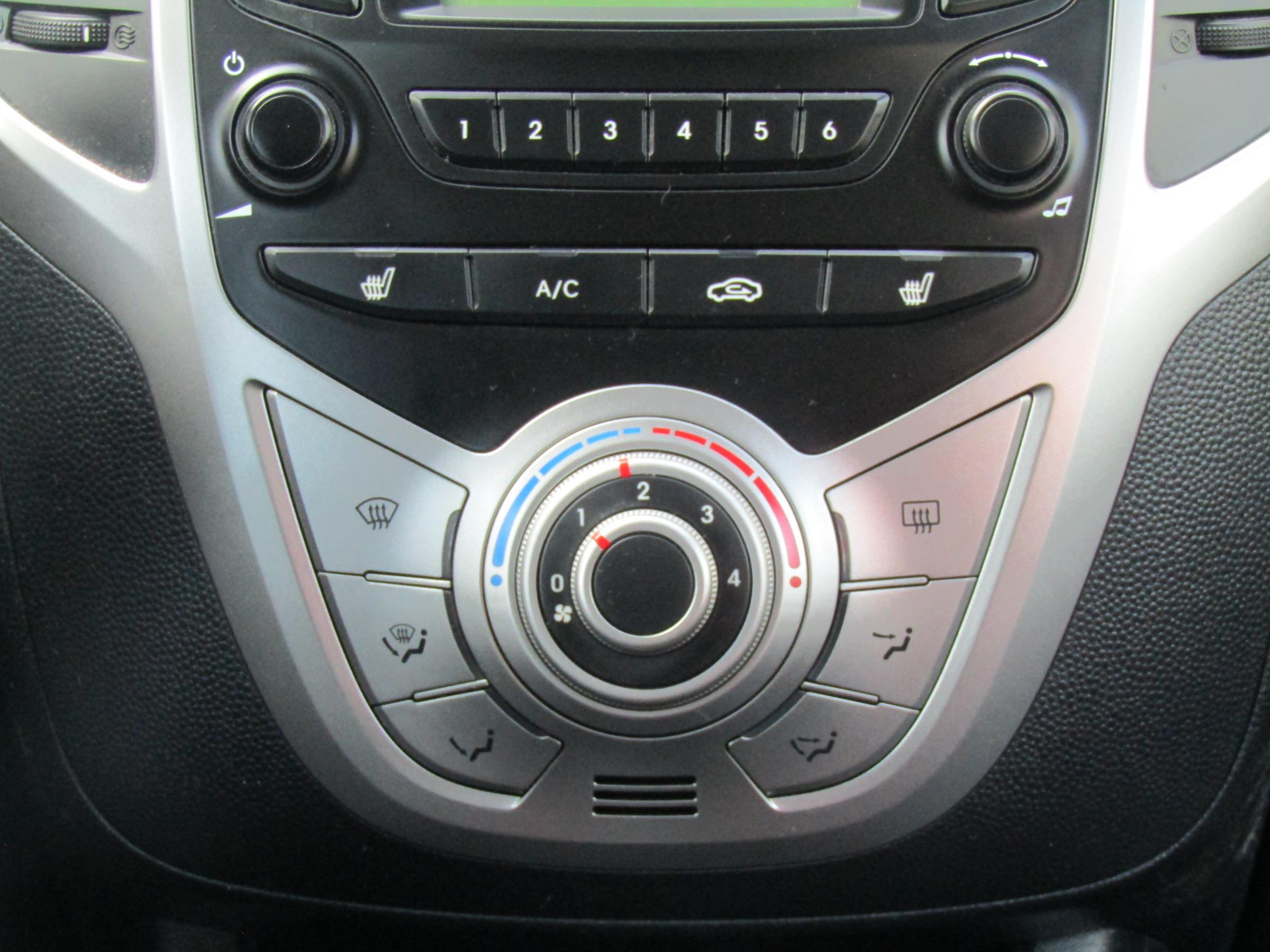 Hyundai ix20, 2010 - pohled č. 19