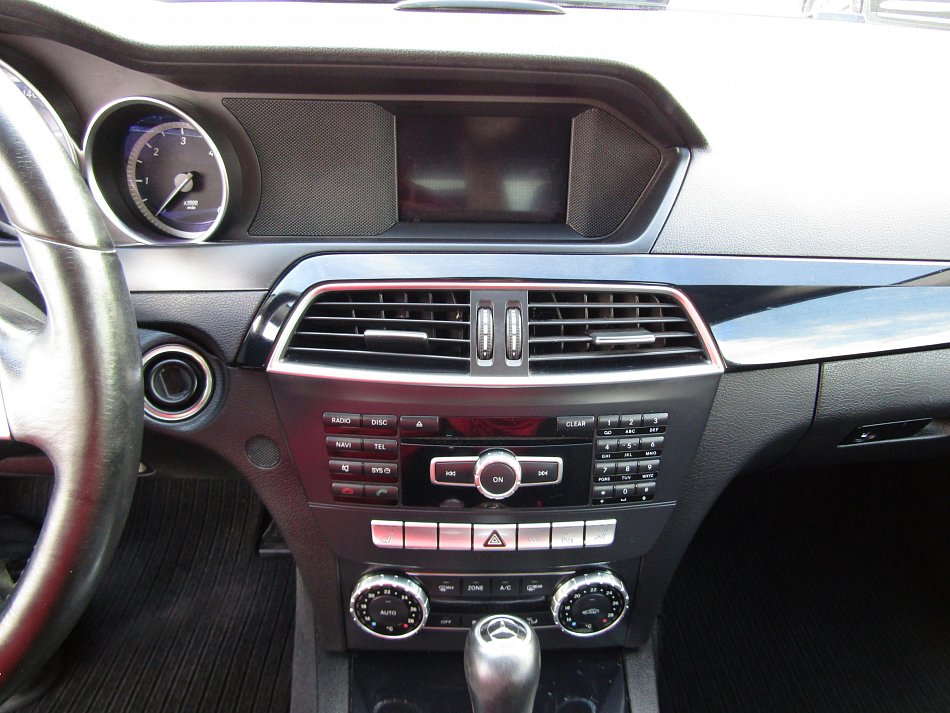 Mercedes-Benz Třída C 2.2 CDi  C220