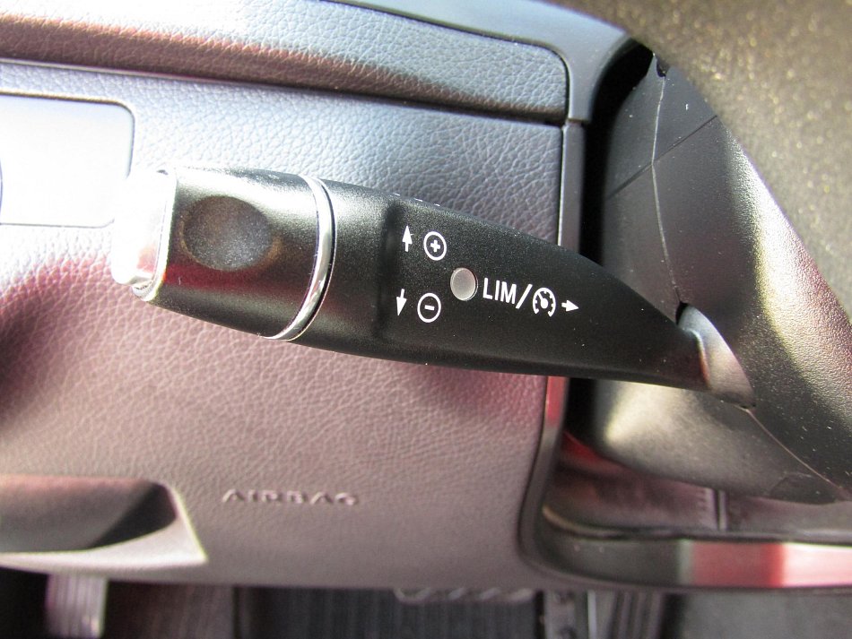 Mercedes-Benz Třída C 2.2 CDi  C220